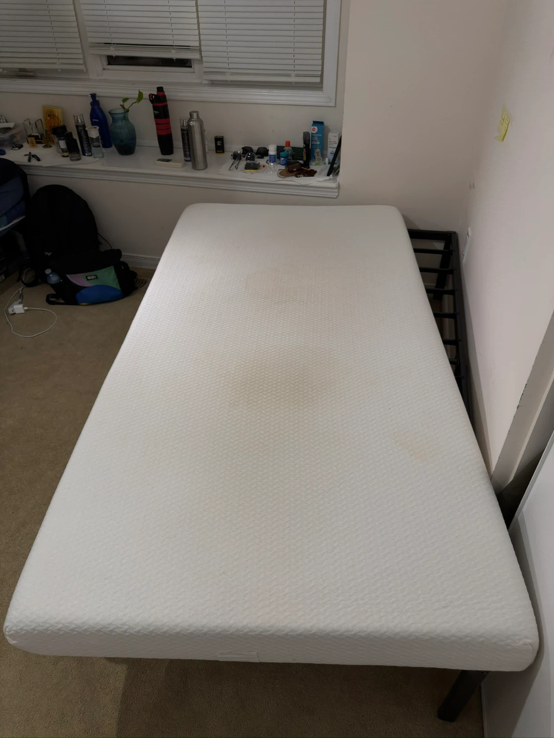 Twin 6” Mattress – Like New - photo 2