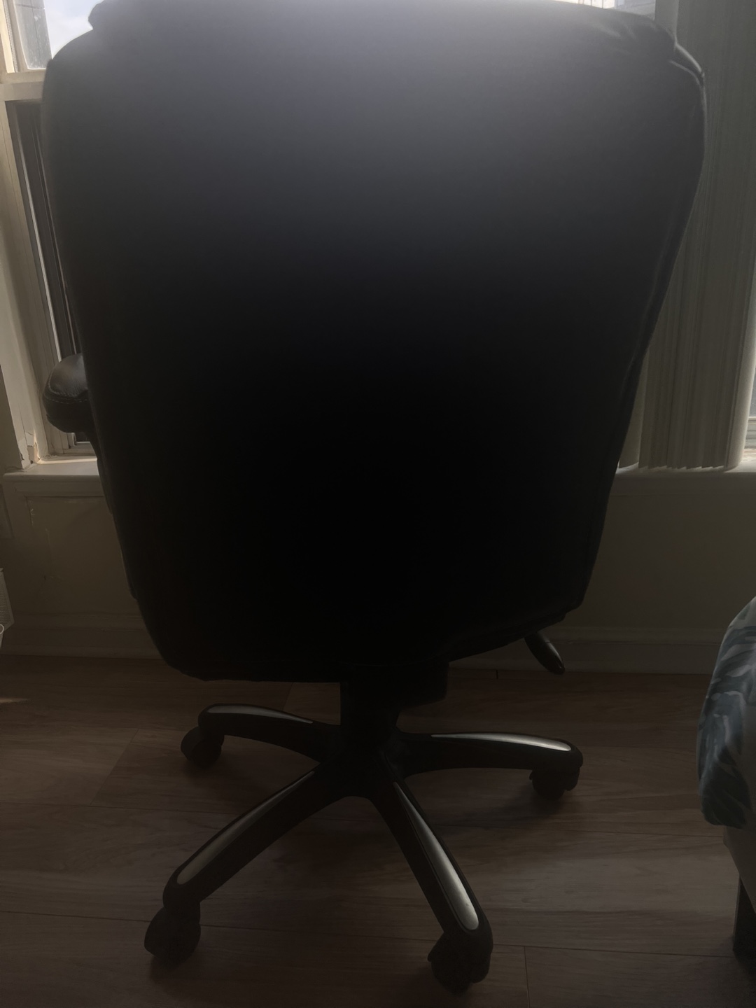 Comfort EZ Black Office Chair - photo 3
