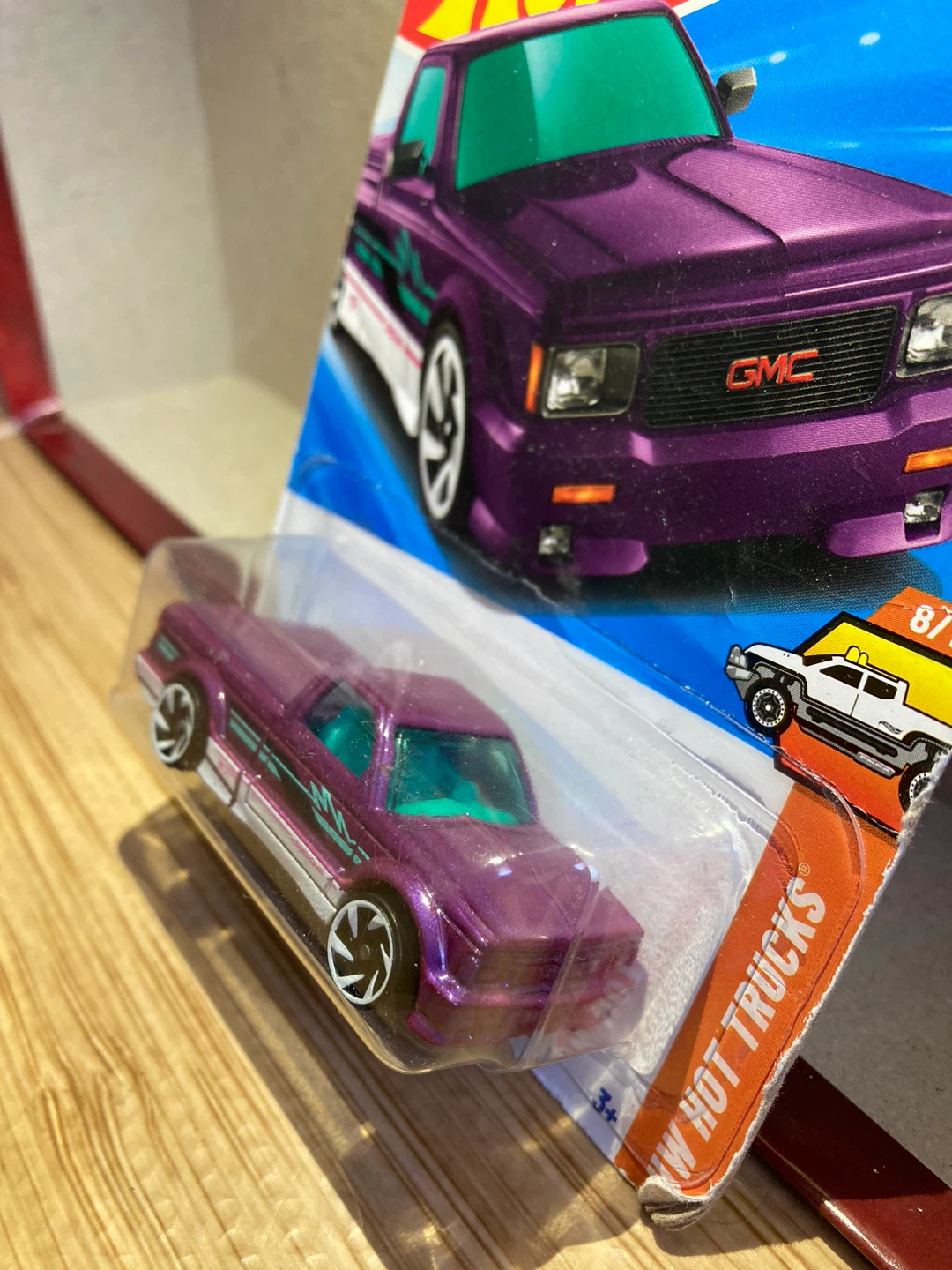 Hot Wheels / 91 GMC Syclone / Purple - photo 2