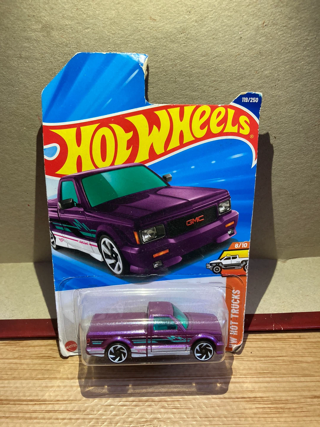 Hot Wheels / 91 GMC Syclone / Purple