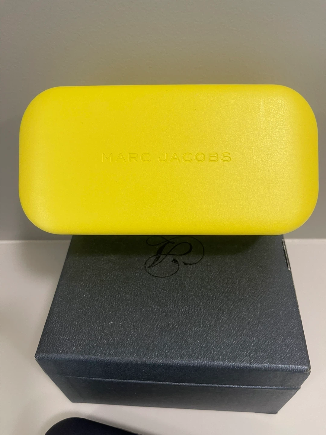 NEW SALE-Marc Jacobs Eyeglass Case + FREE CASE + Cleaning Cloth
