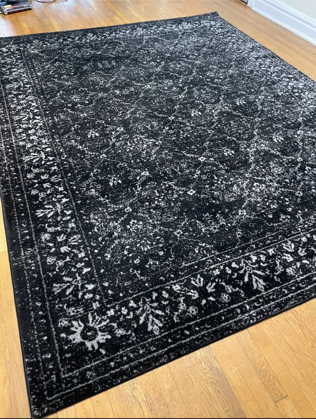 7’10”x9’10” Rug - photo 2