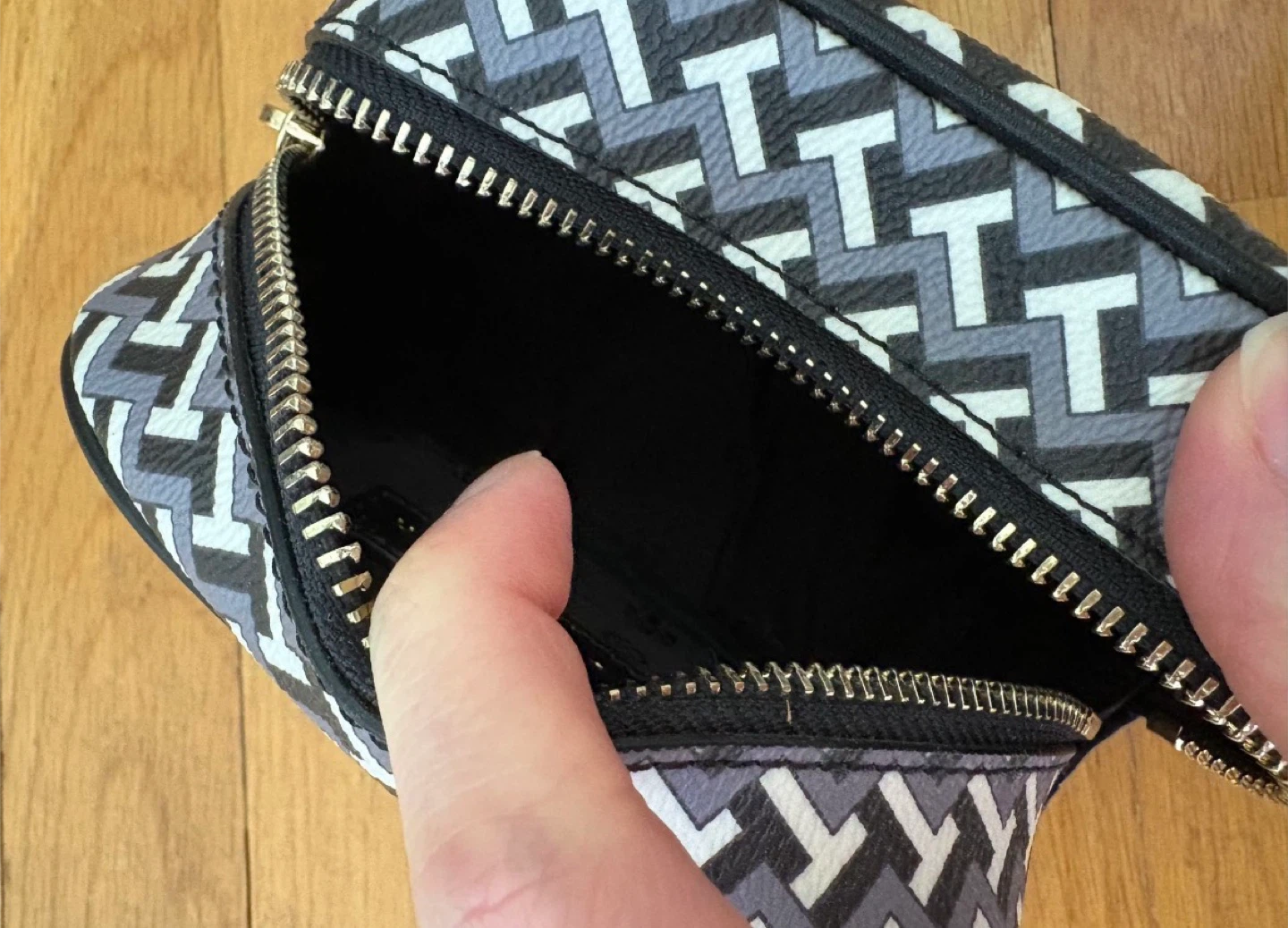 🧡Tory Burch Small Cosmetic Bag - photo 4