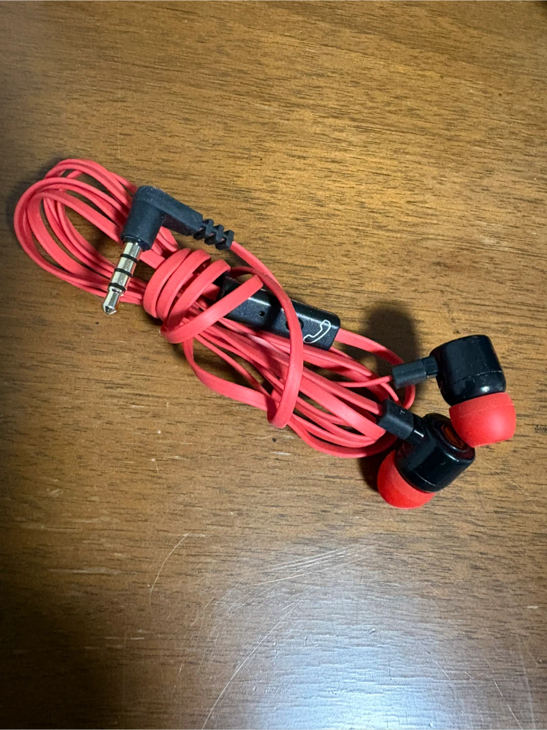 Red and Black Earbuds (3.5mm jack earphones) - photo 2