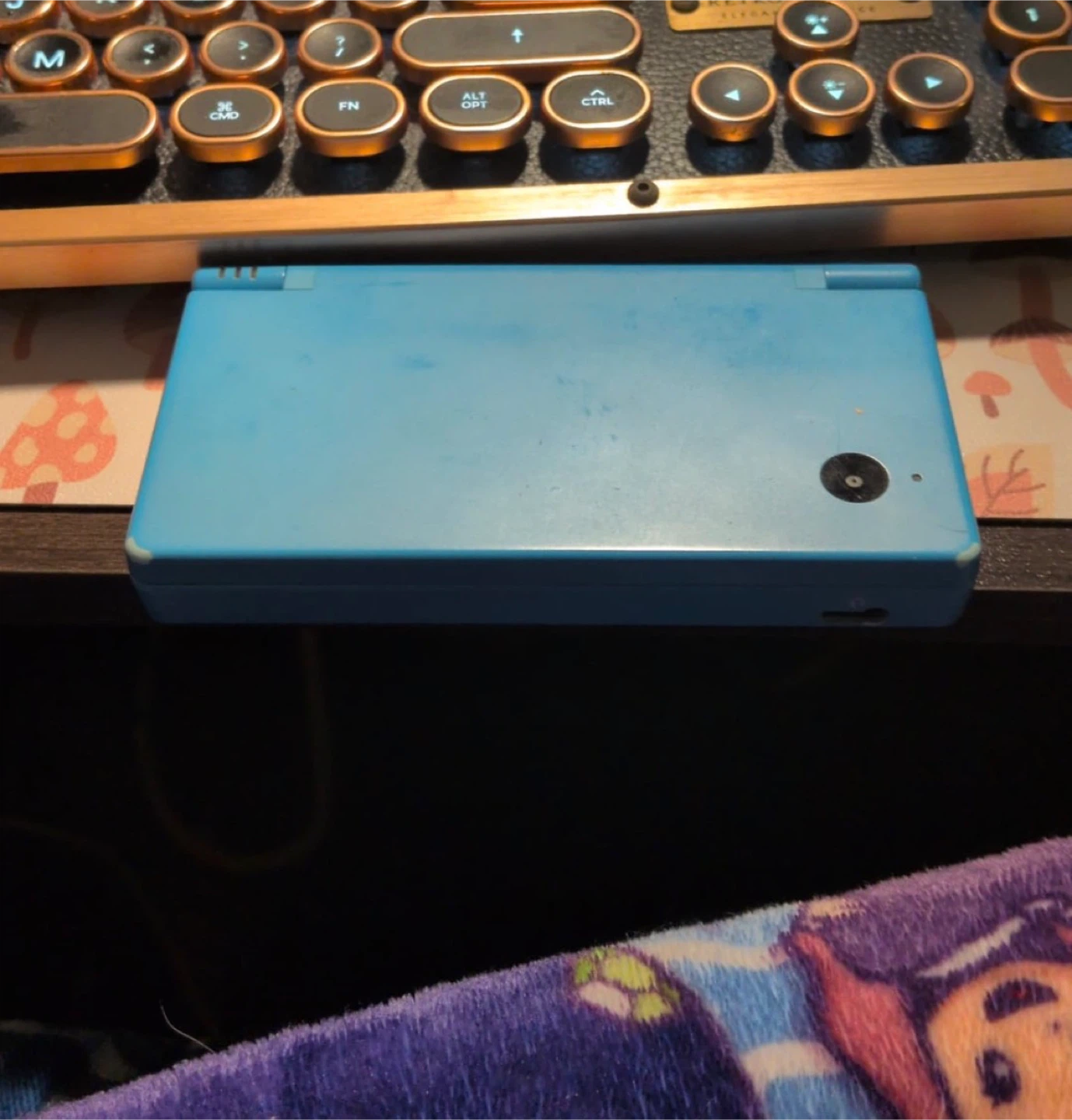ISO/WANTED: Broken handheld, consoles, and laptop