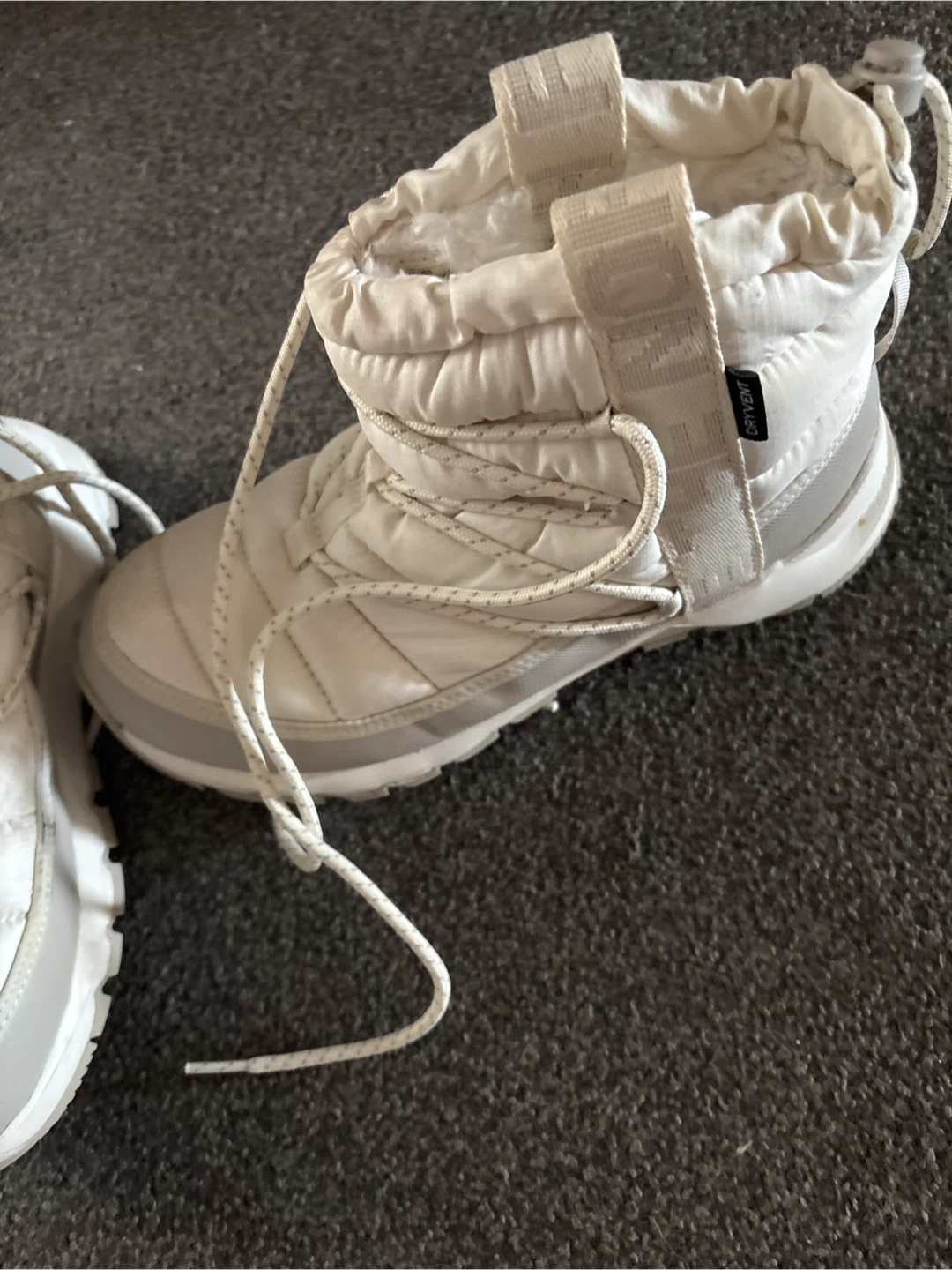 The North Face White Puffy Winter Boots - photo 2
