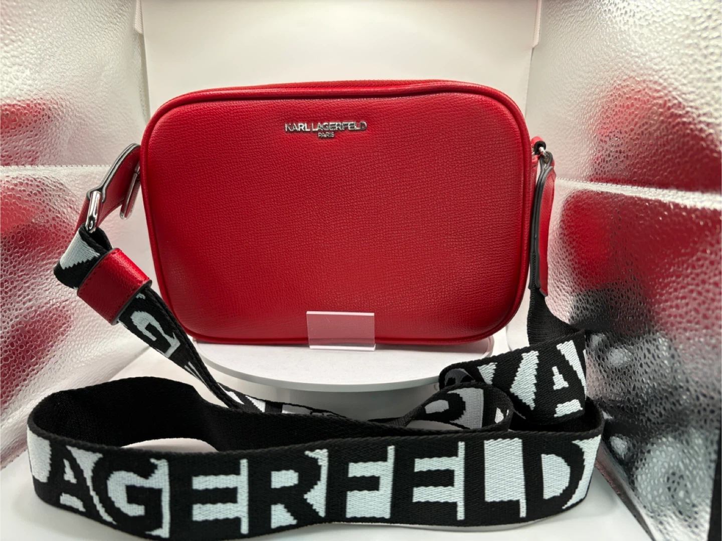 Karl Lagerfeld Red Crossbody bag (Like NEW!)🧡 - photo 3