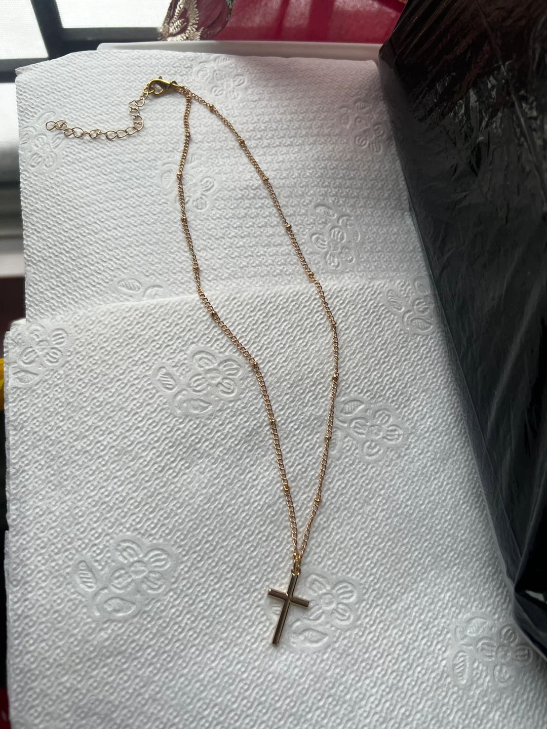 Gold Cross Pendant Necklace 🧡