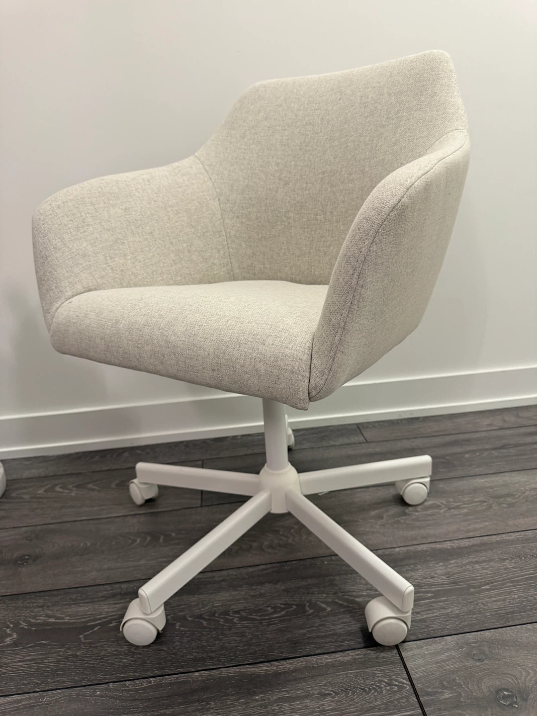 Office Chair with Wheels - photo 4