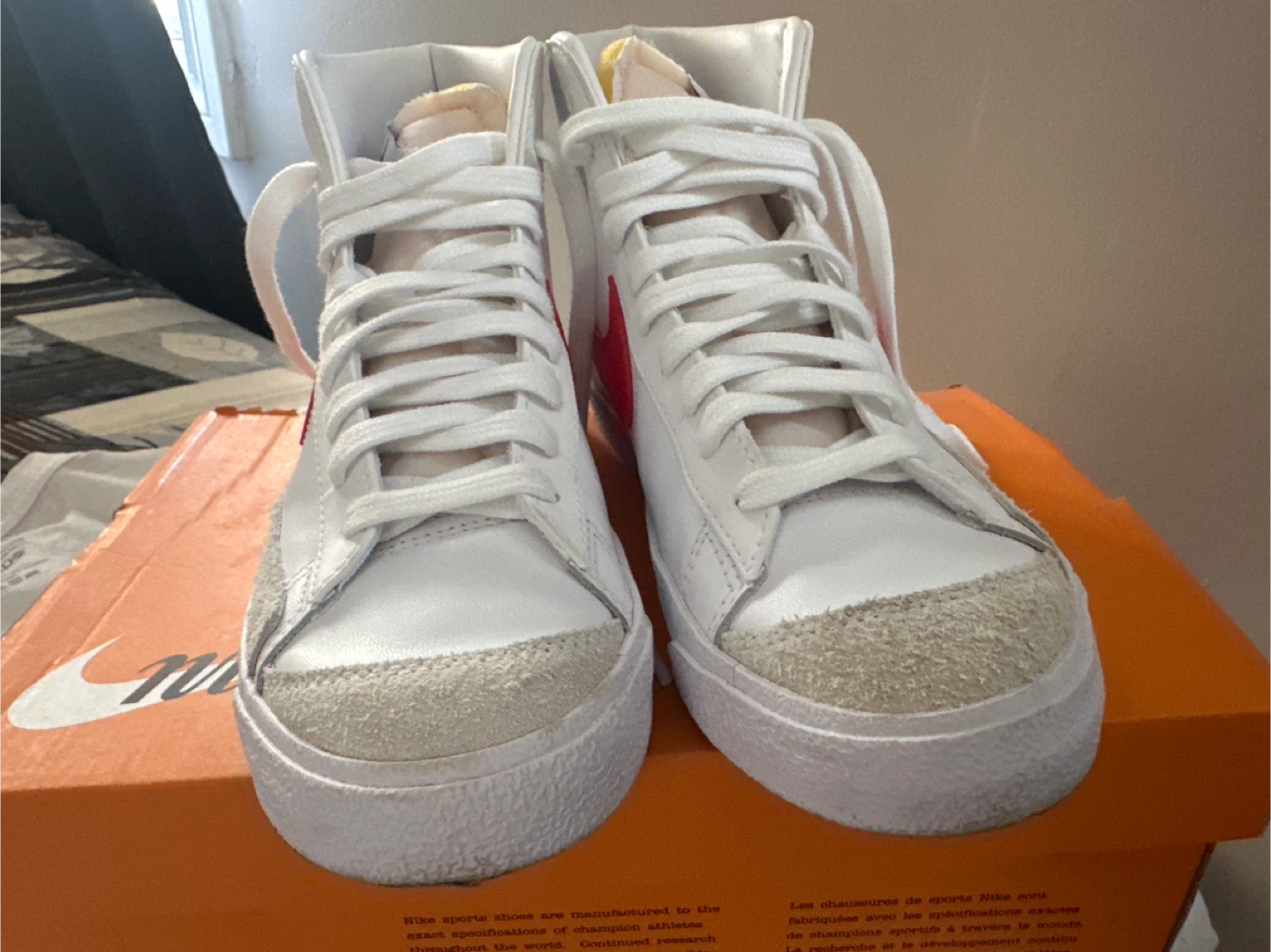 Nike Blazer Mid '77 VNTG White/Red High Top Sneakers Size 8.5 - photo 3