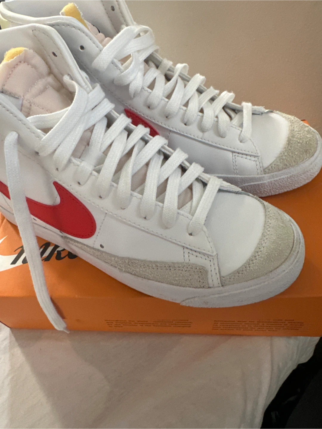 Nike Blazer Mid '77 VNTG White/Red High Top Sneakers Size 8.5 - photo 4