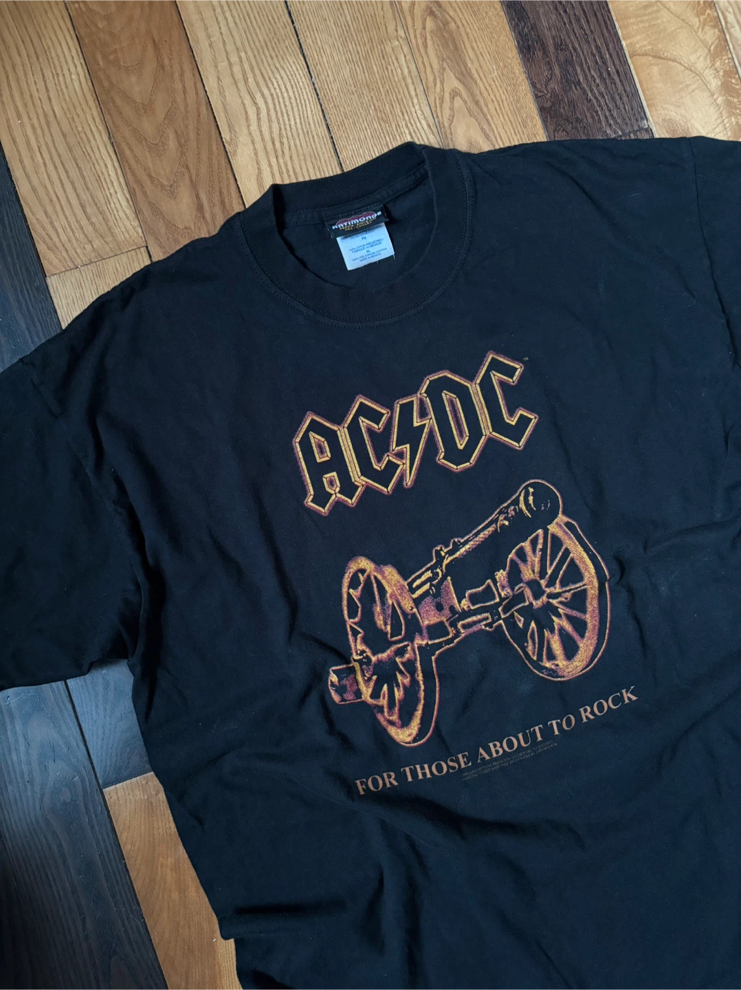 Vintage 2003 AC/DC band tee XL artimonde