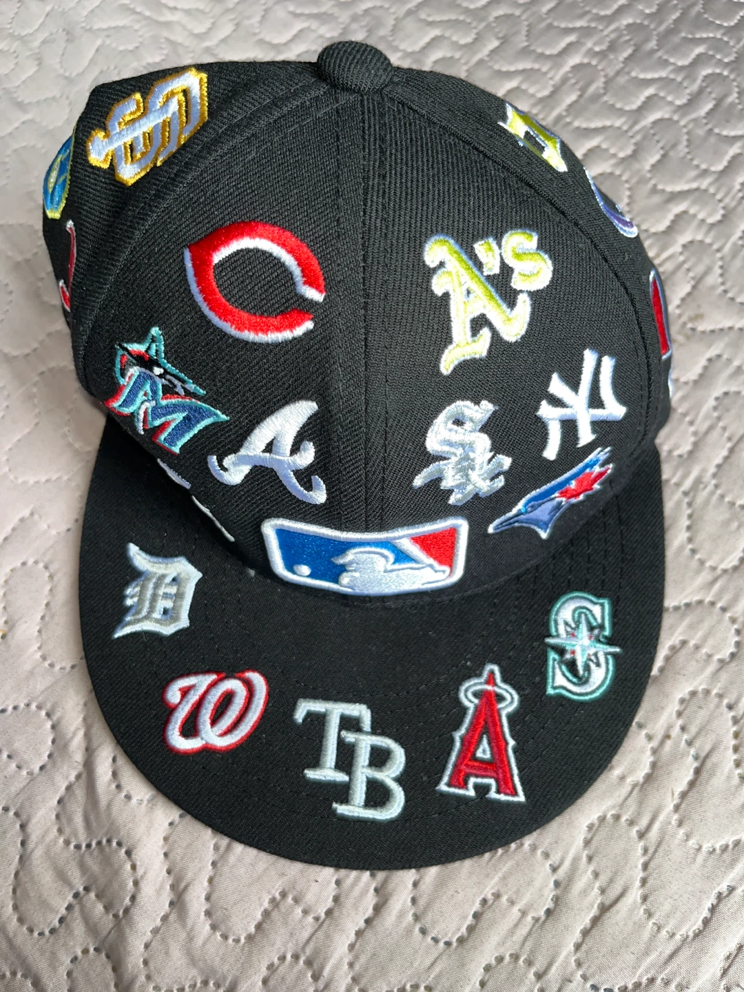 New Era 59FIFTY Fitted Hat - Size 7 1/4