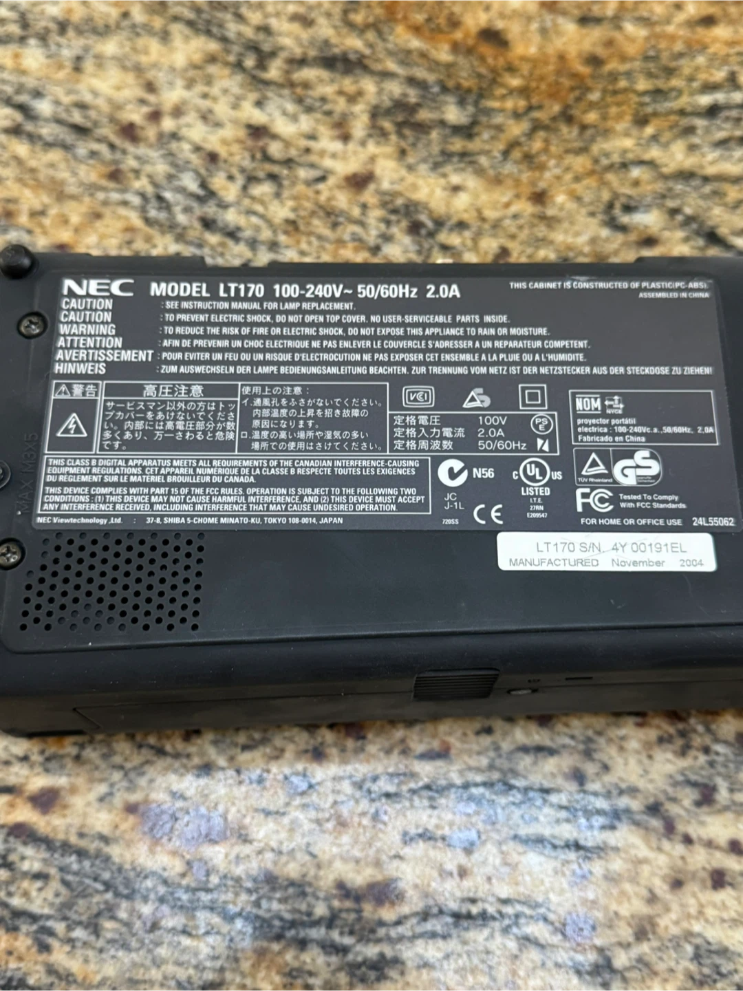 NEC LT170 DLP Projector with Case and Cables - photo 4