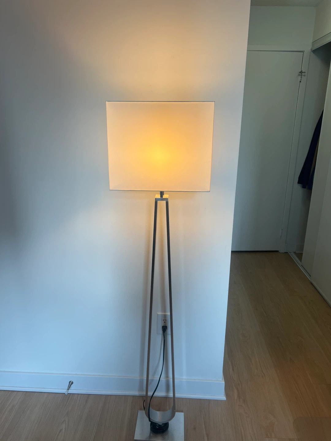 Modern Floor Lamp