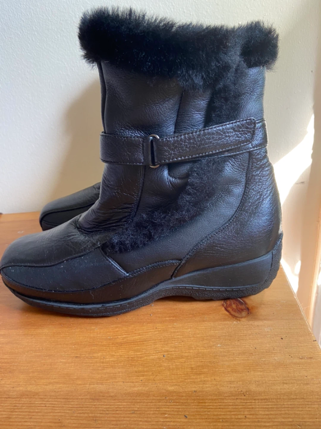 New black waterproof leather boot