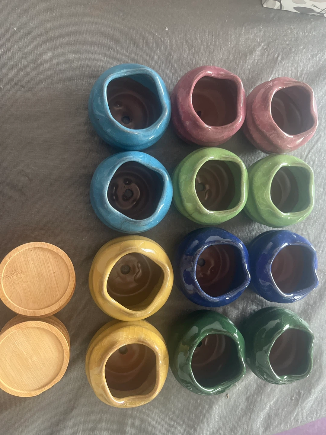 Hold-Set of 12 Ceramic Succulent Planters with trays
