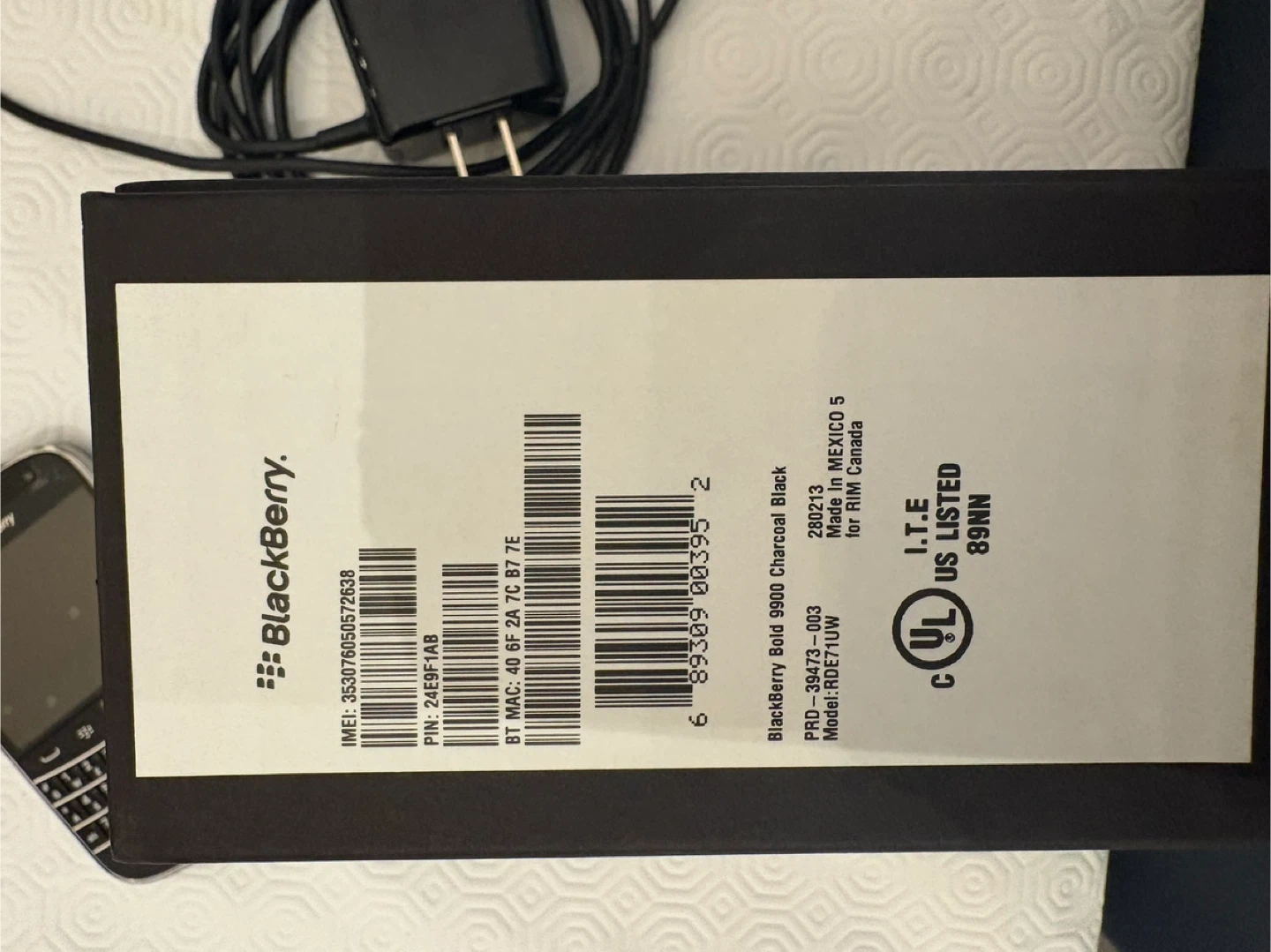 BlackBerry Classic Smartphone with Charger and Box - photo 2