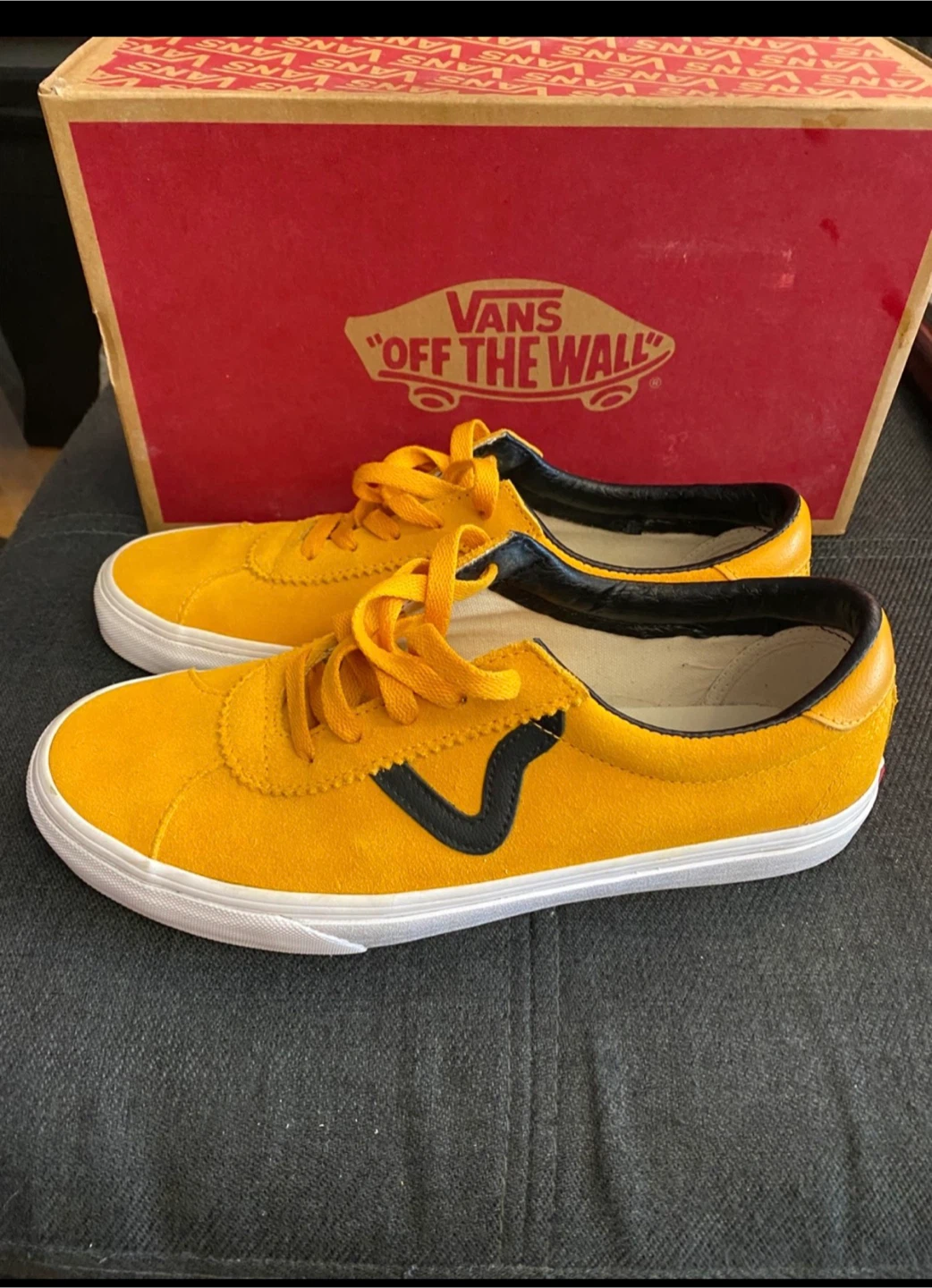 Men's Vans Sport Yellow Suede Shoes - Size 9 - photo 4