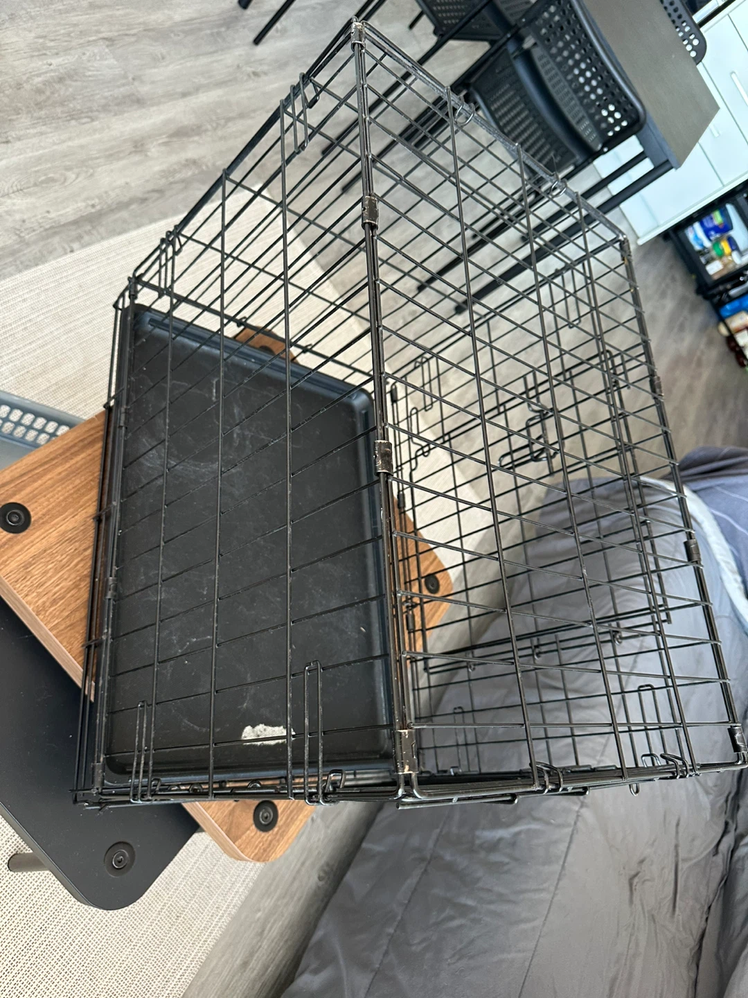 Plush Pet Bed and Wire Dog Crate