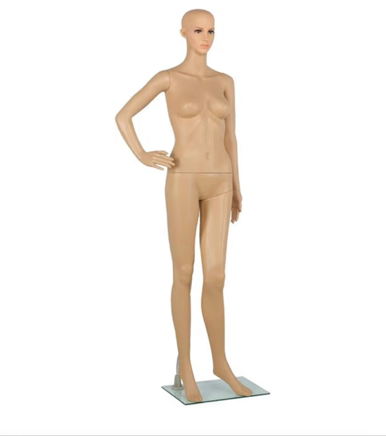 This sassy mannequin