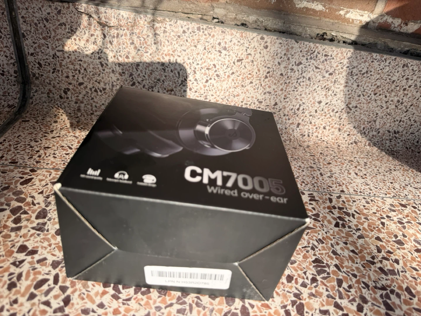CM7005 Wired Over-Ear Headphones - photo 2