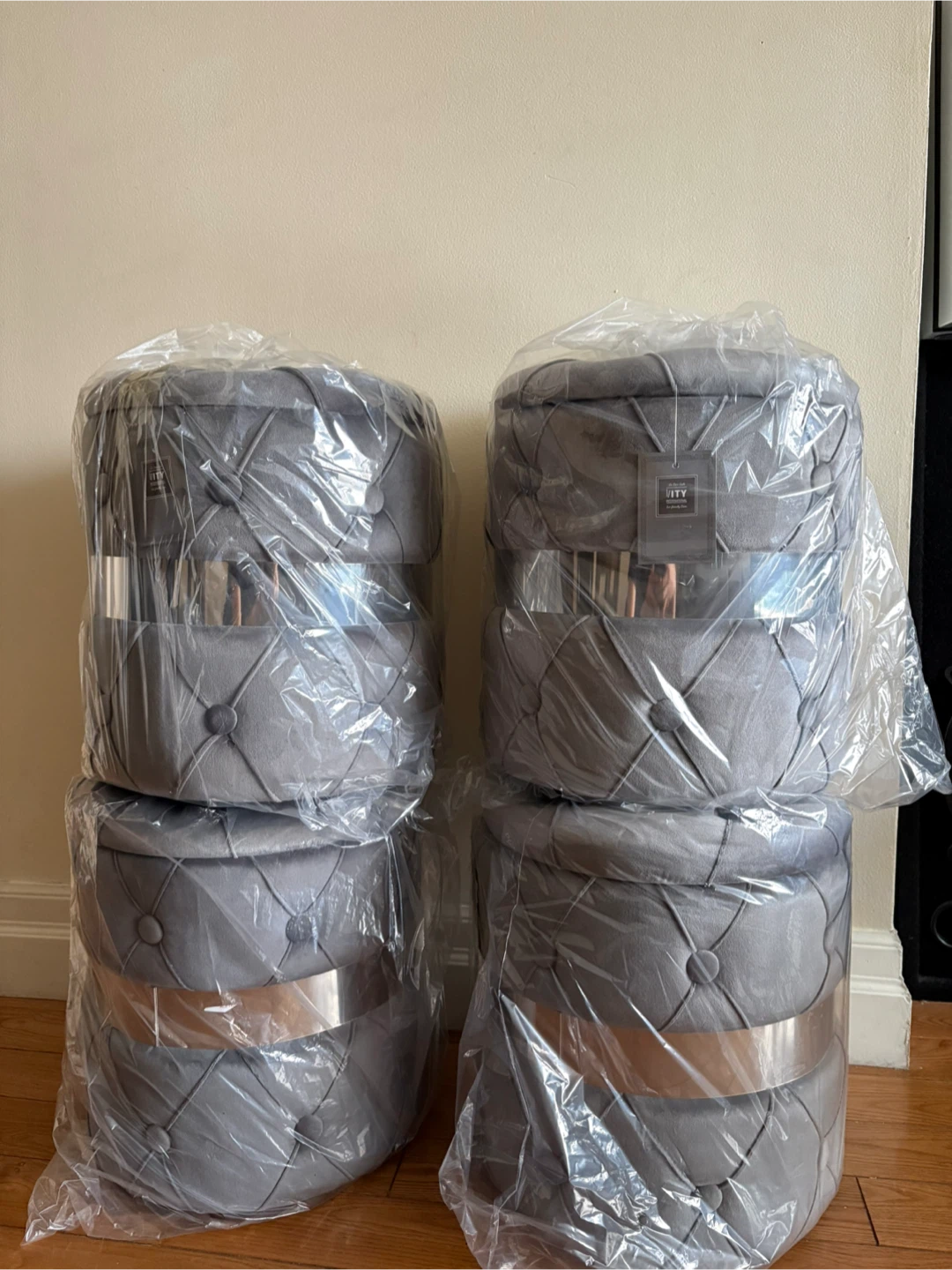 Grey Tufted Ottoman Poufs - photo 2