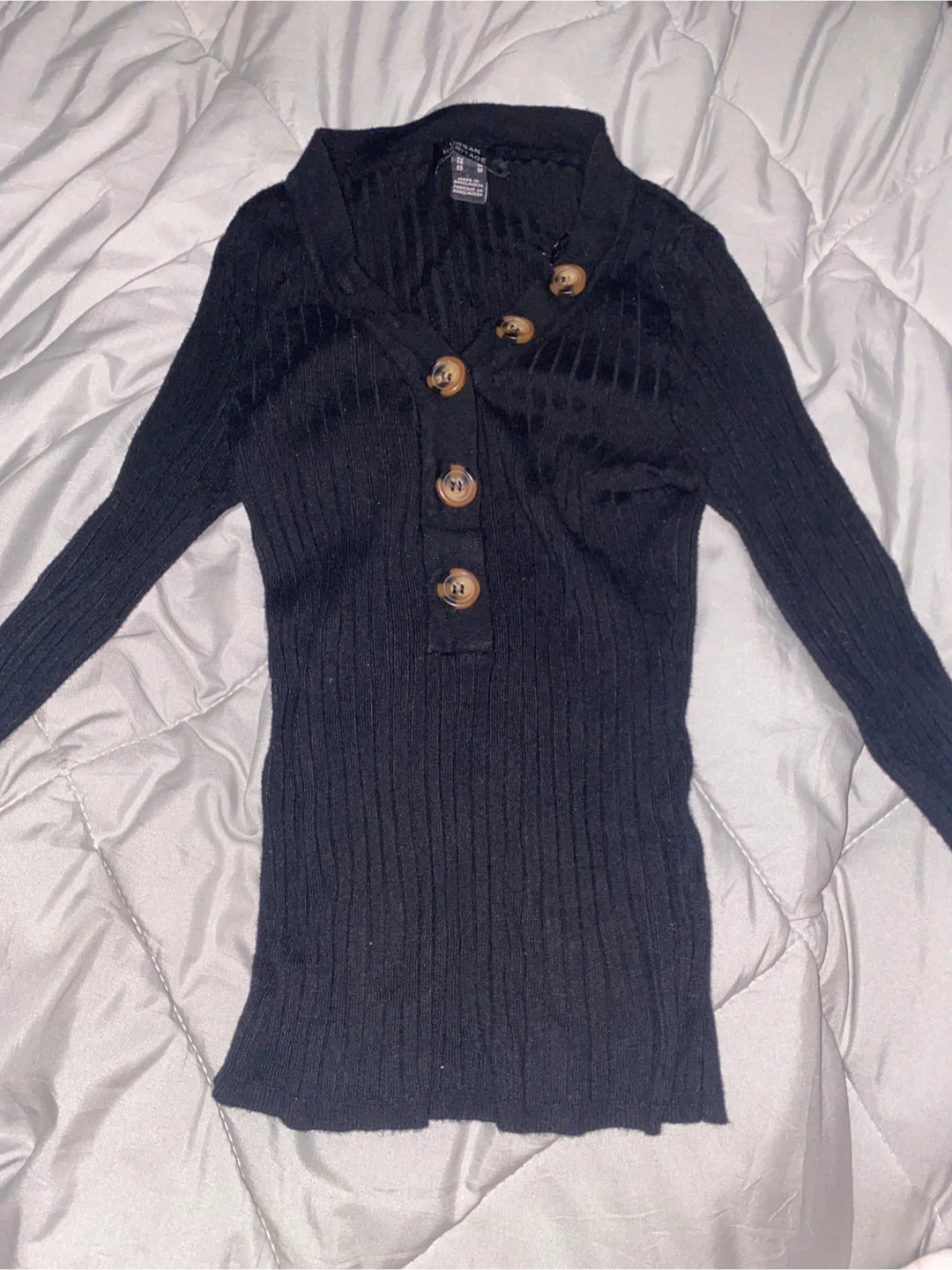 Urban Heritage Black Ribbed Button-Up