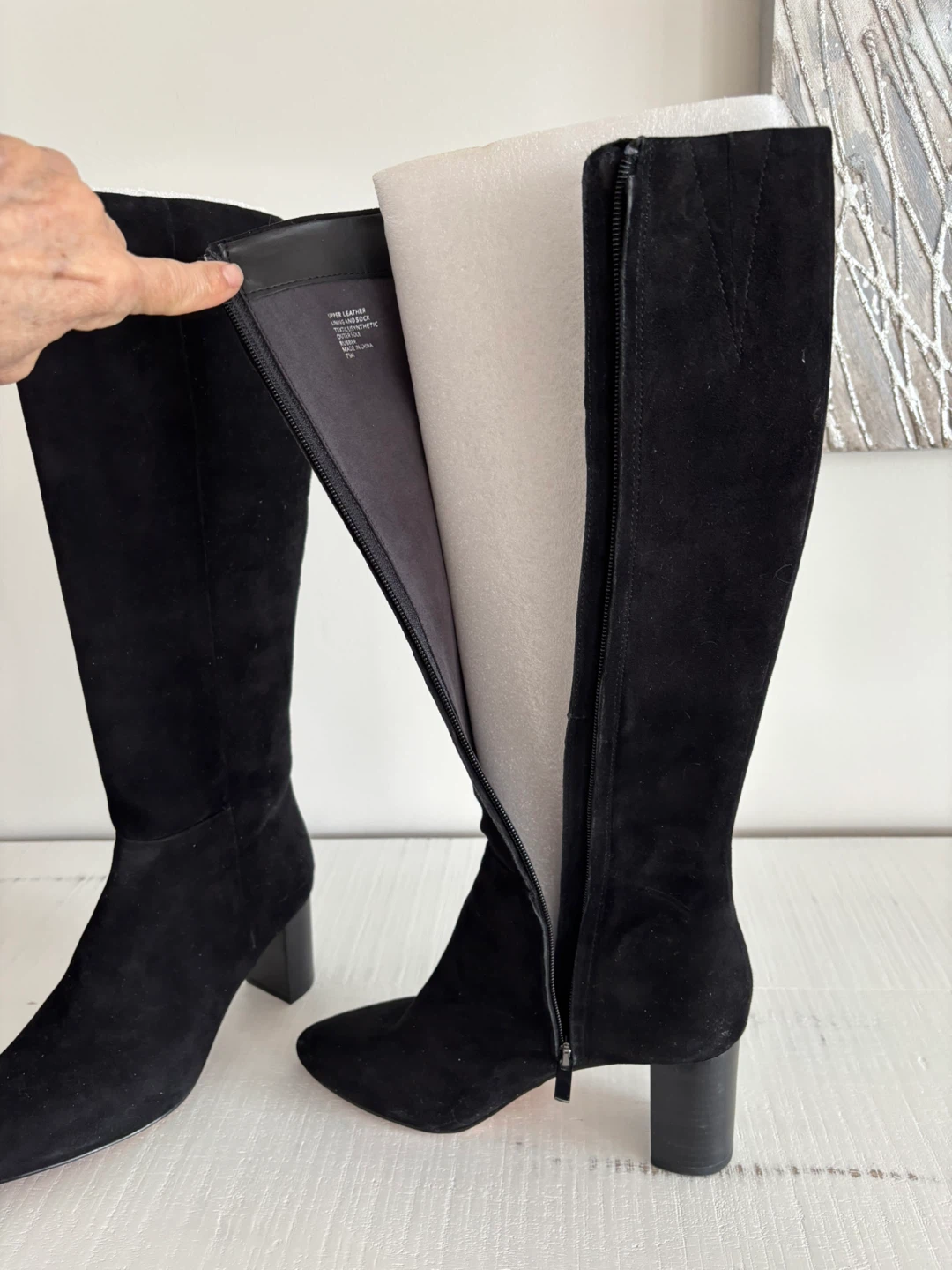 Banana republic black suede tall boots - photo 5