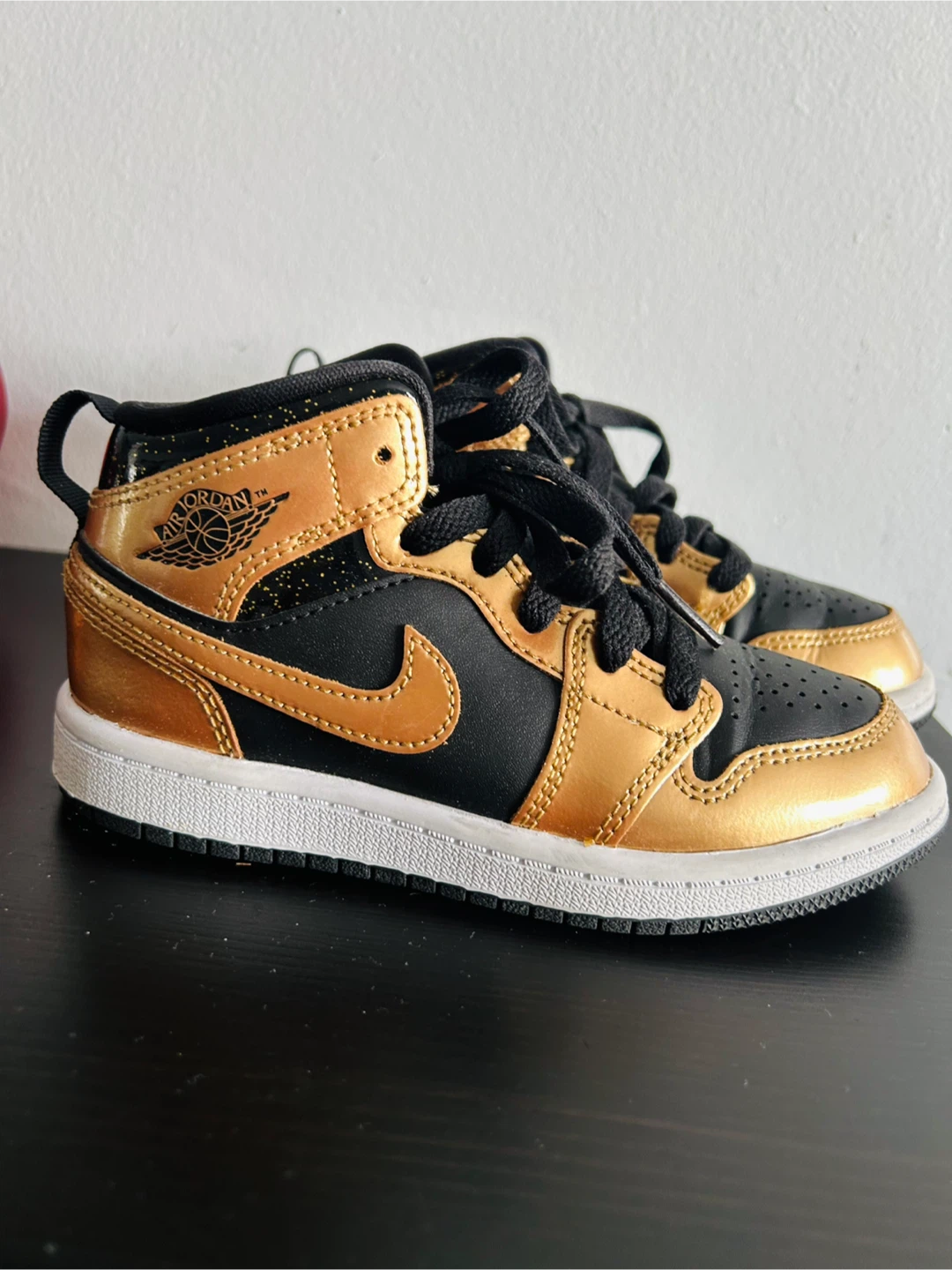 Jordan 1 Mid SE TD Toddler Shoes Gold Black
