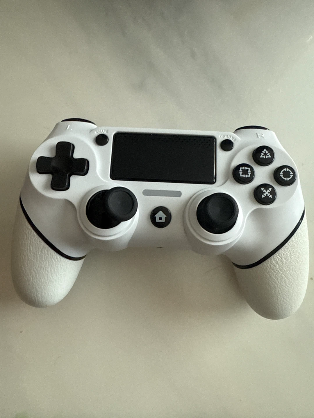 White Wireless Game Controller 🧡