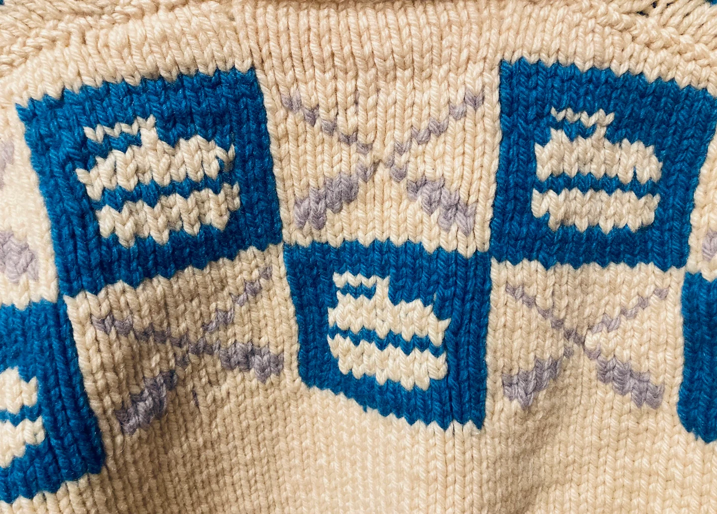 Vintage hand knit wool curling sweater - photo 3