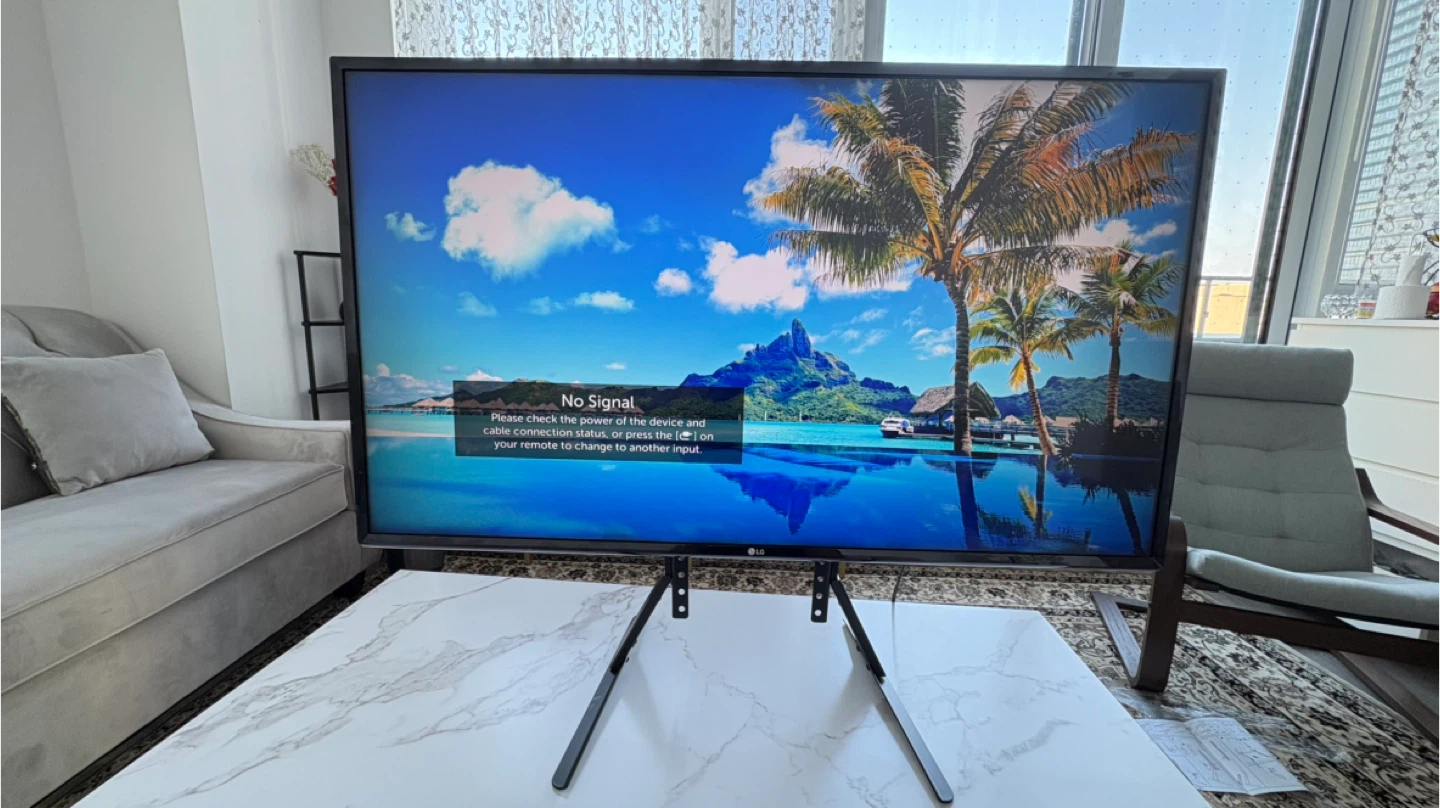 LG 43 inches Television with Stand - photo 4