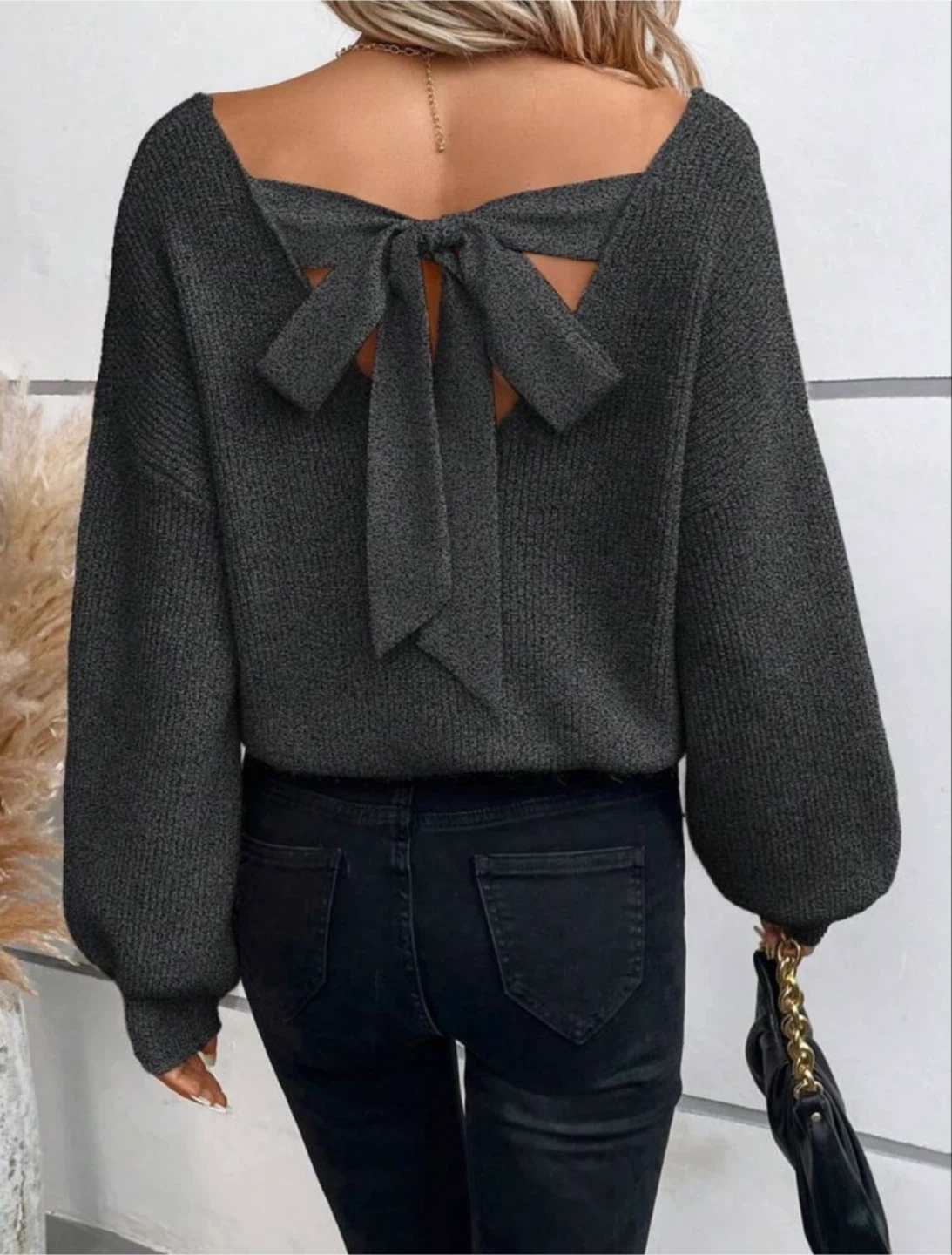 🧡 V Neck Sweater with Bow Back Detail - photo 3