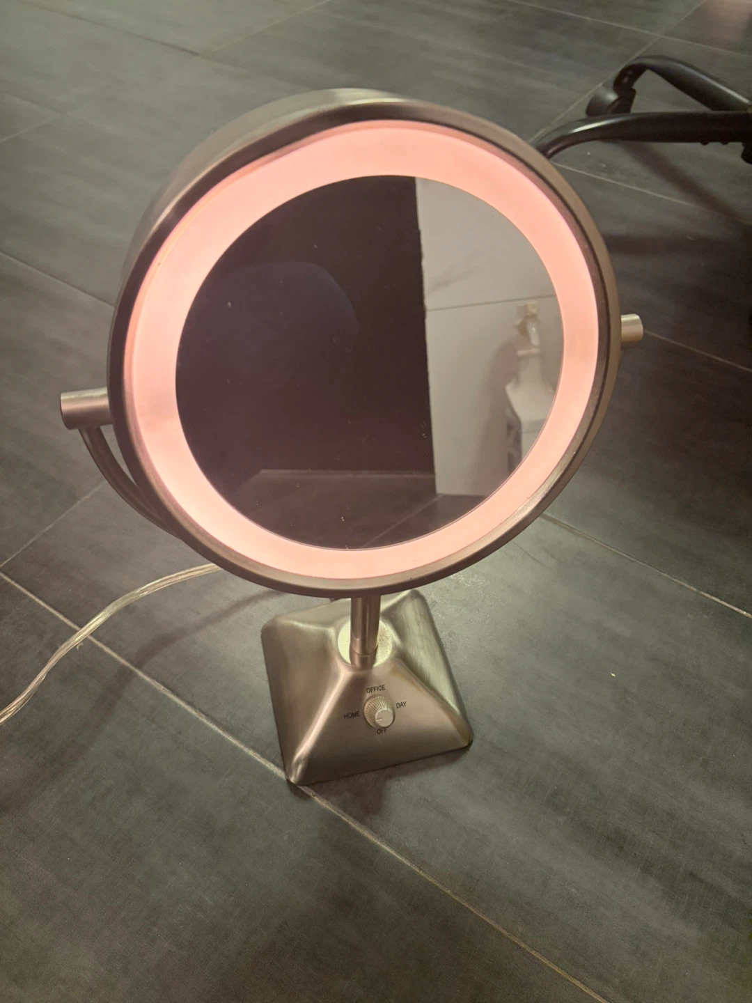LED Lighted Vanity Mirror - photo 2