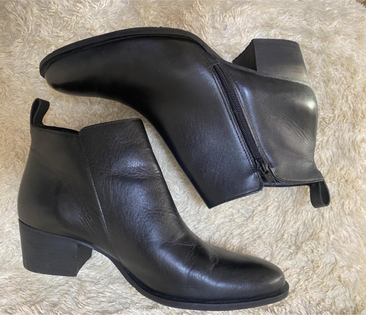Arezzo Black Leather Ankle Boots Size 38 EUR - photo 2