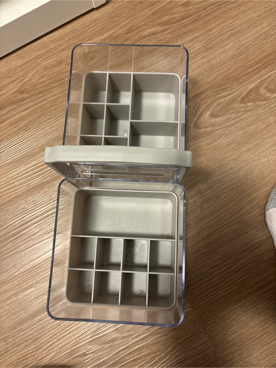 Clear Plastic Organizer Caddy
