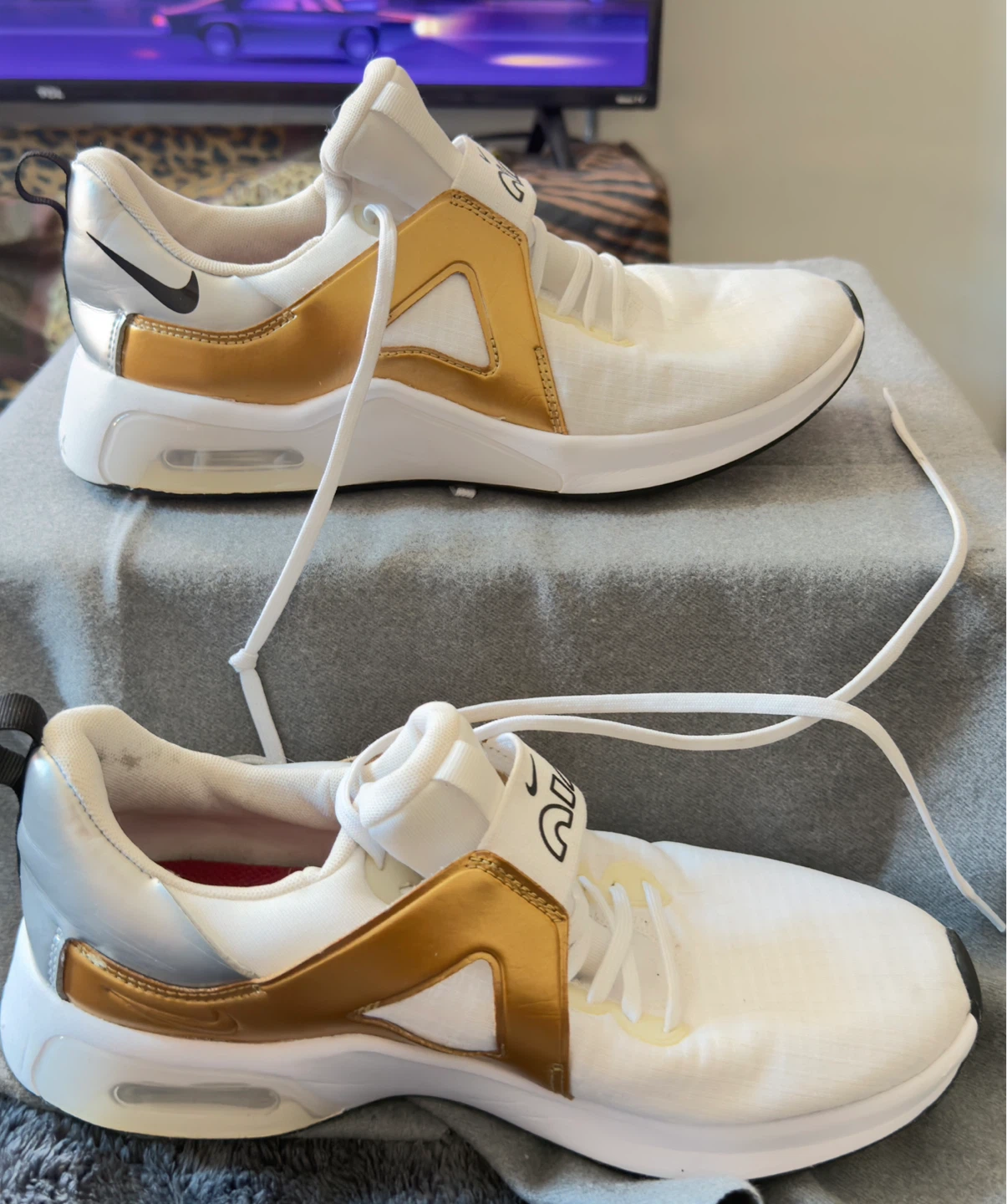 Nike Air Max Women's Running Shoes White Gold Size 8 - photo 3