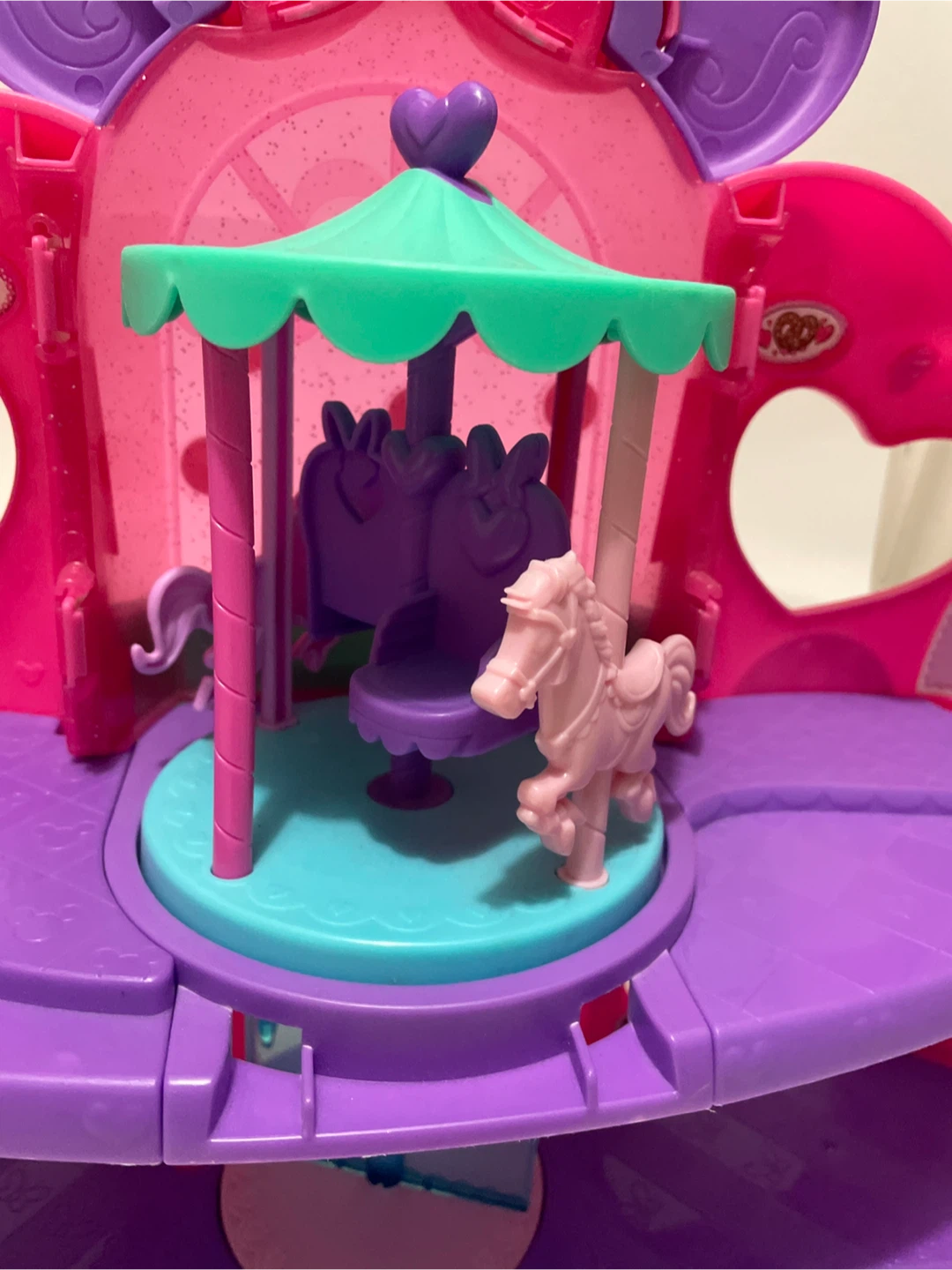 Disney Minnie Mouse Play House with Carousel - photo 3
