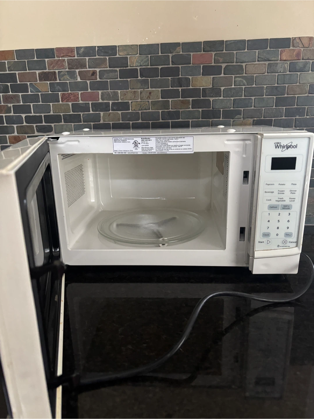 Whirlpool Microwave Oven For Sale!! URGENT! - photo 2