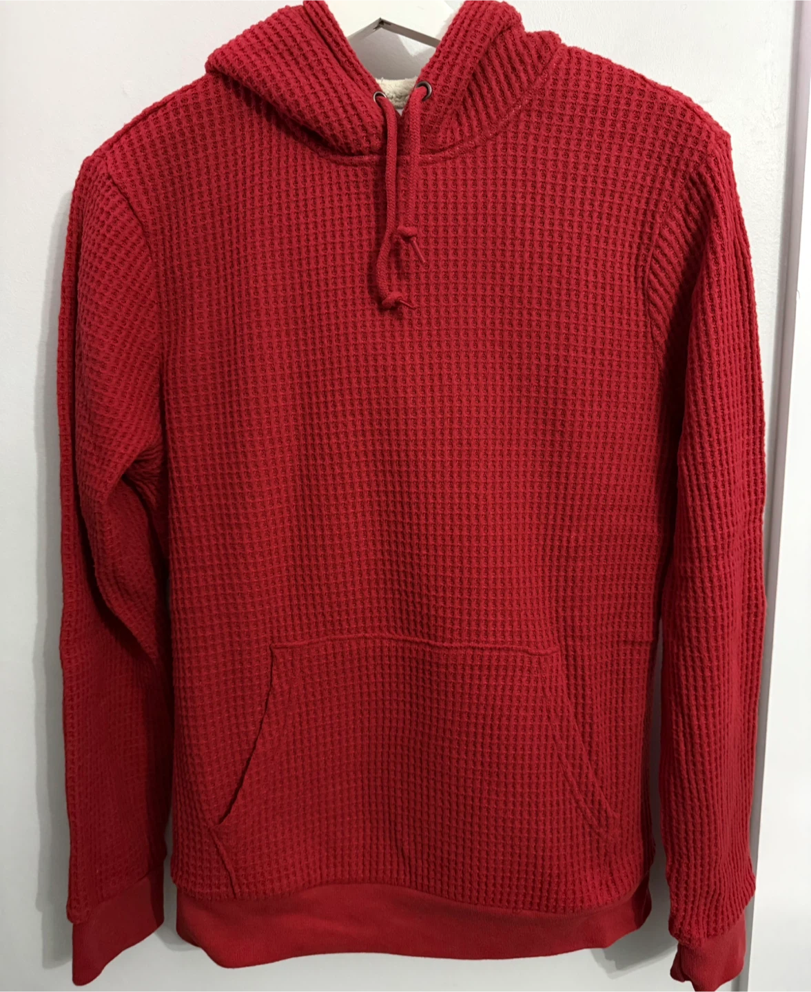 Old Navy Red Waffle Knit Sherpa Lined Hoodie Size S - photo 2