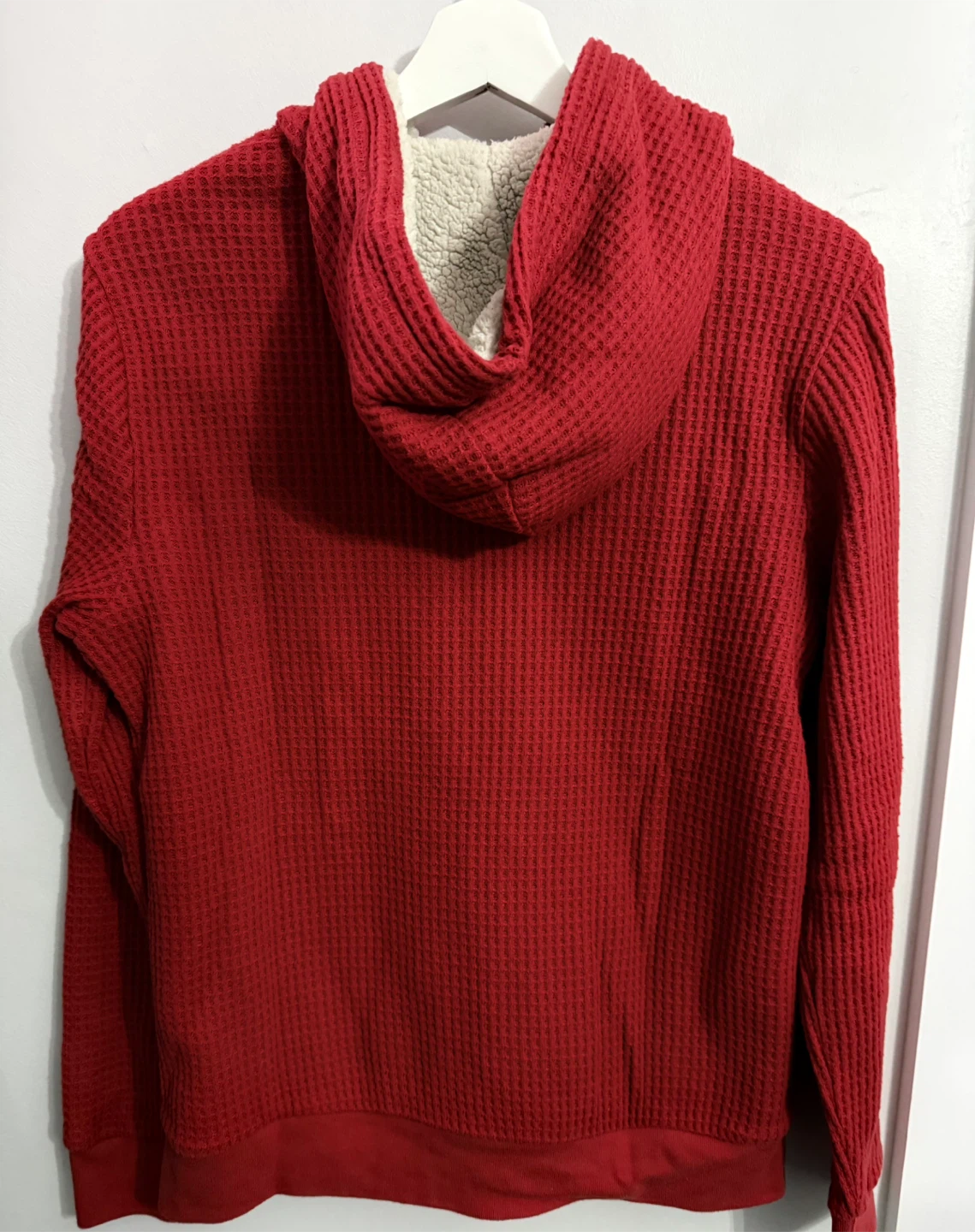 Old Navy Red Waffle Knit Sherpa Lined Hoodie Size S - photo 3