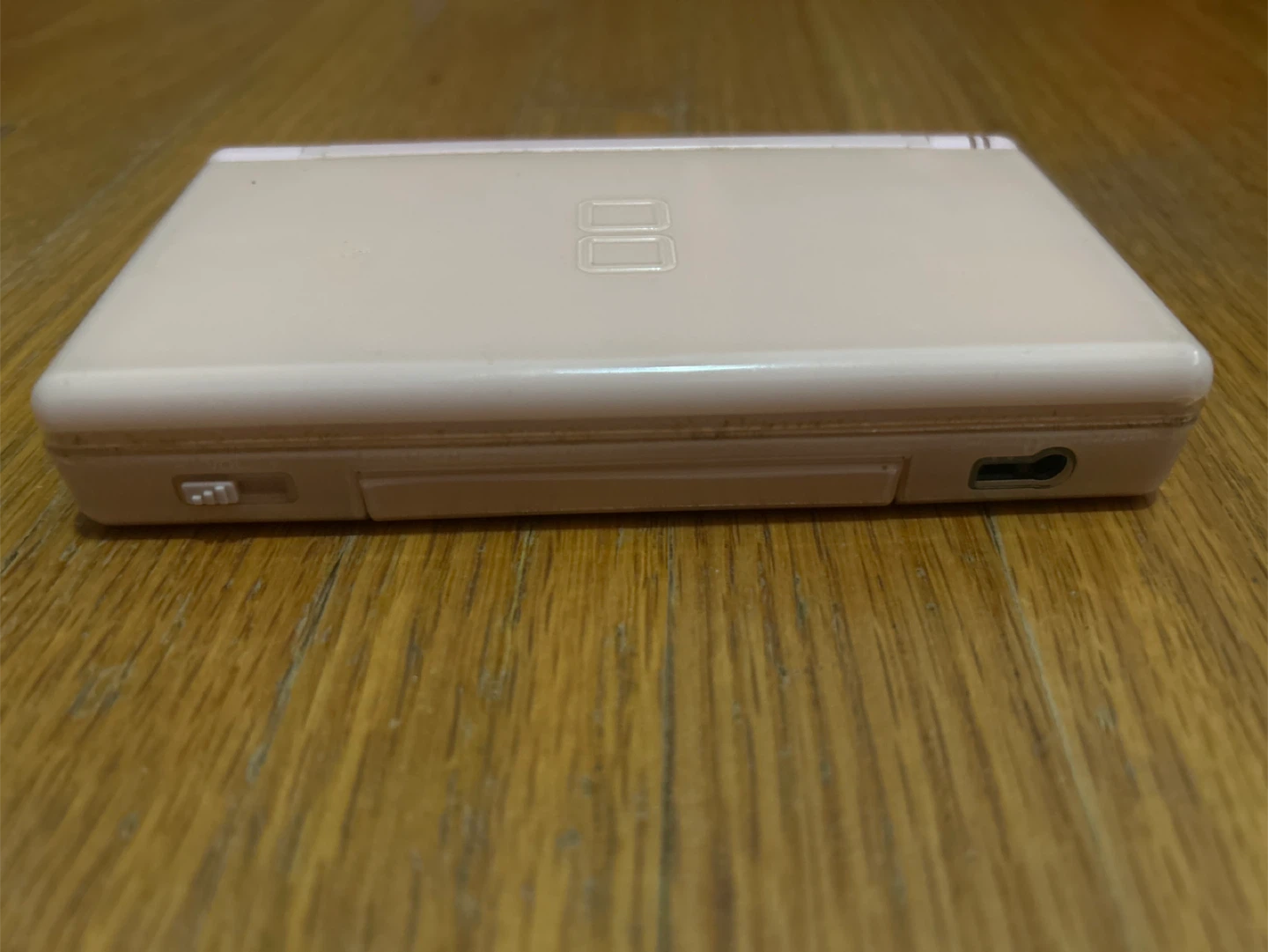 Pink DS Lite + Charger