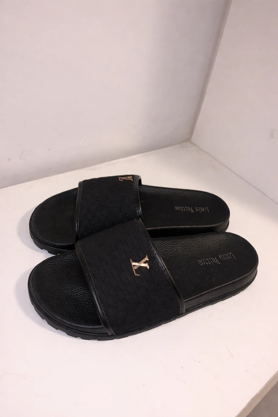 Louis Vuitton Slides - Black - photo 3