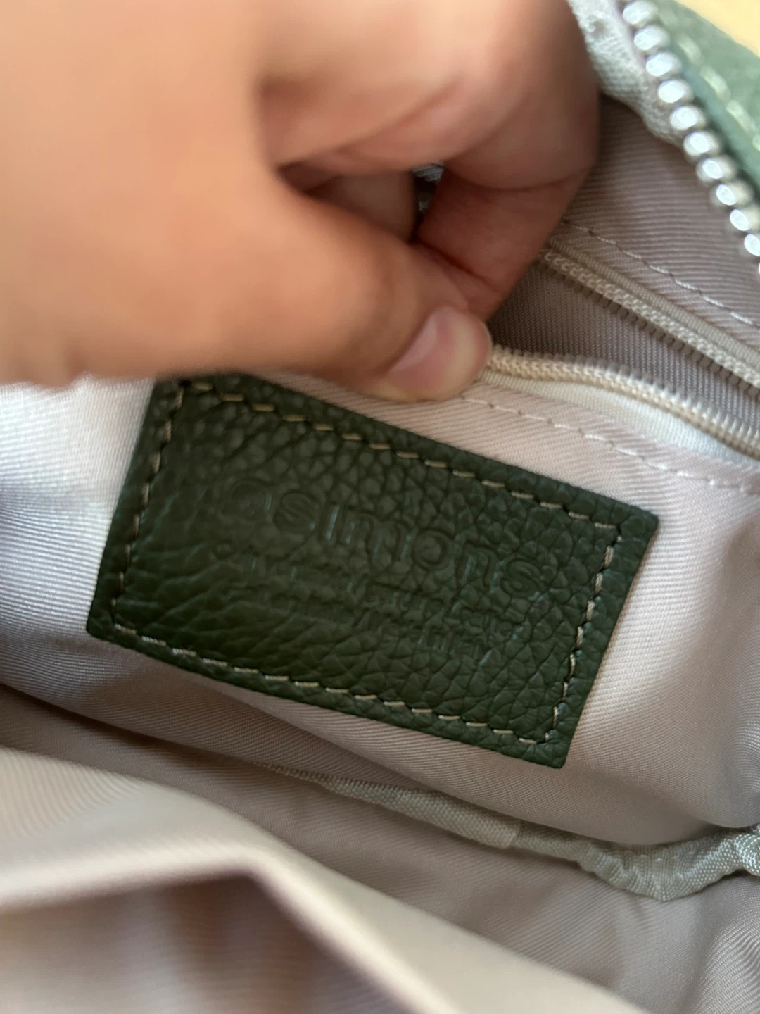 Italian Genuine Later Olive Green bag brand new with the tag - photo 3