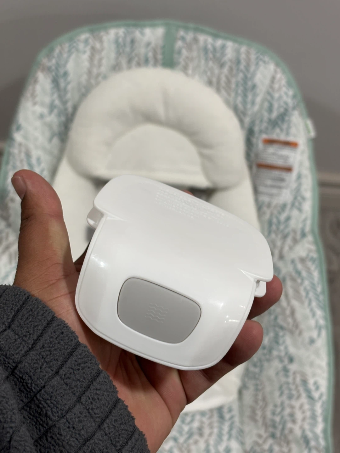 Brand new Ingenuity Baby Bouncer Seat - photo 2