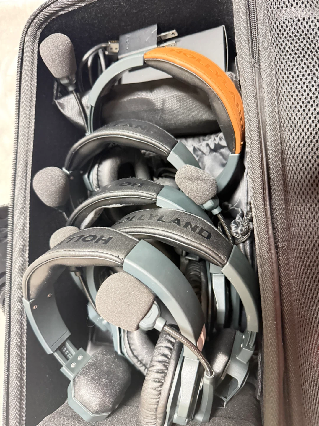 HOLLYLAND Wireless Headsets with Case