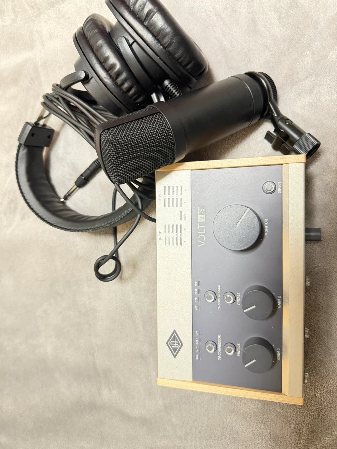 Volt 276 Audio Interface with Headphones and Microphone