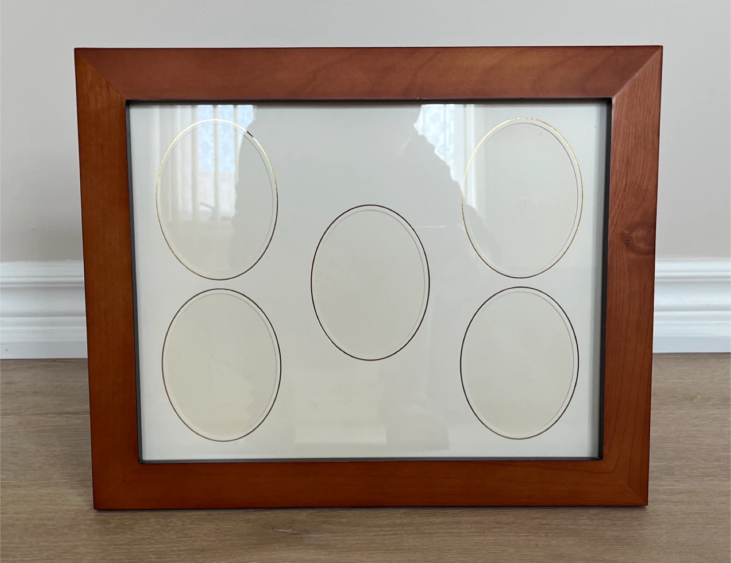 Cherry Wood Finish Photo Frame - photo 2