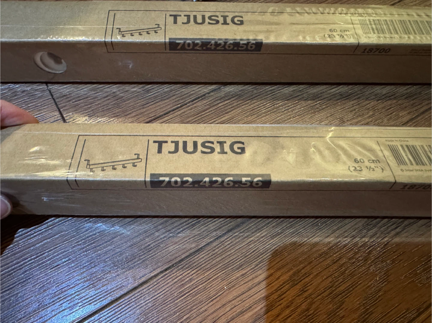 TJUSIG IKEA white wall/door rack with knobs - photo 4